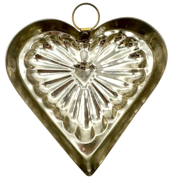 Vintage Heart-Shaped Copper Hanging Mold 6" Made In Korea Decorative Pan - Picture 2 of 5